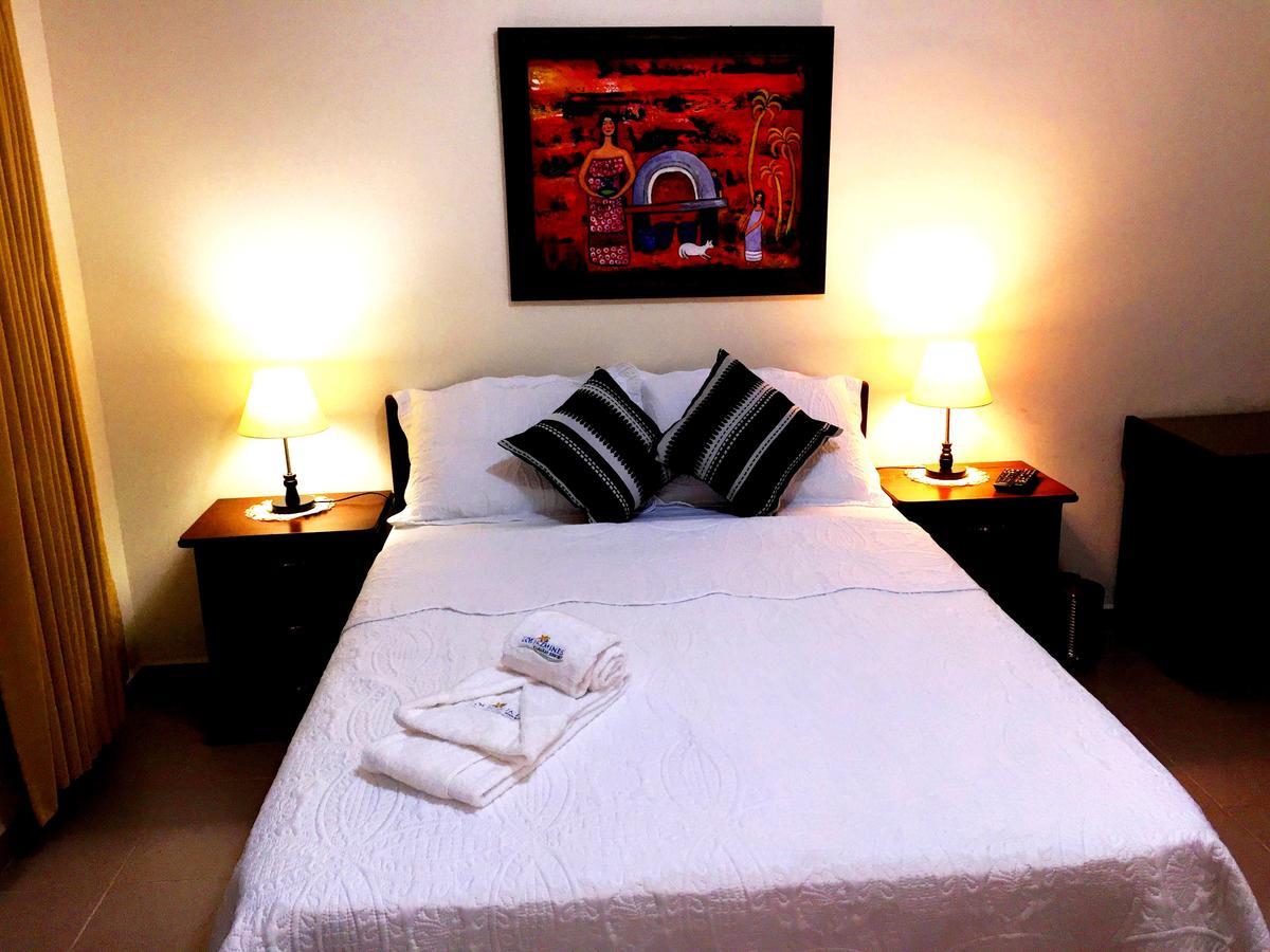 Los Jazmines Hotel Resort Warnes Exteriér fotografie