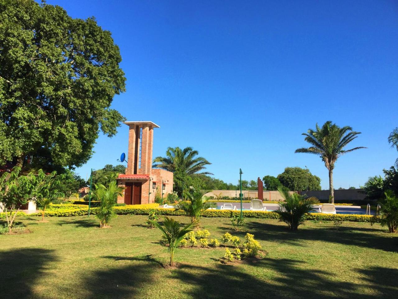 Los Jazmines Hotel Resort Warnes Exteriér fotografie